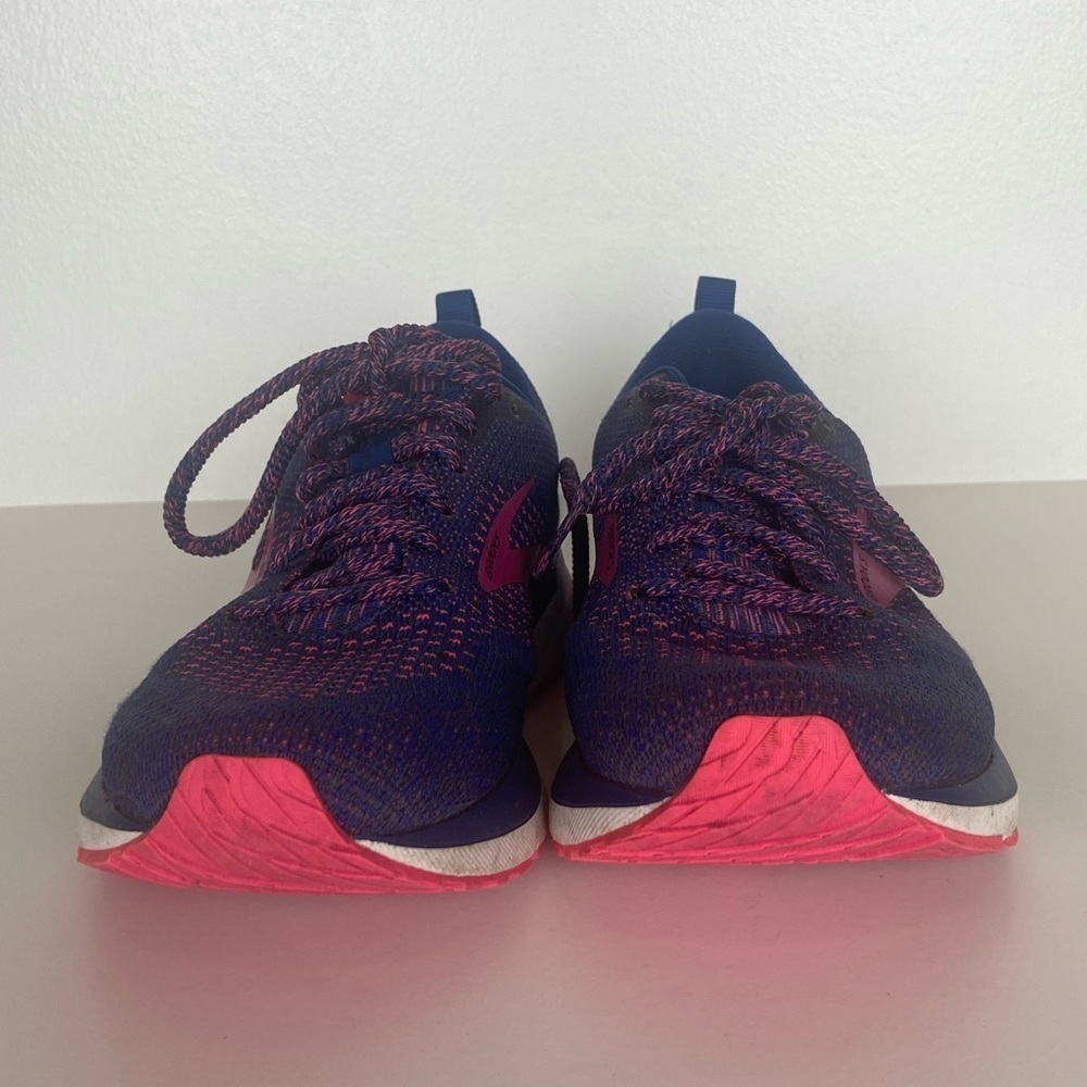 Brooks Revel Women's Running Shoes Size 8 B Blue Pink‎ Lightweight 1203371B475 - Picture 4 of 10